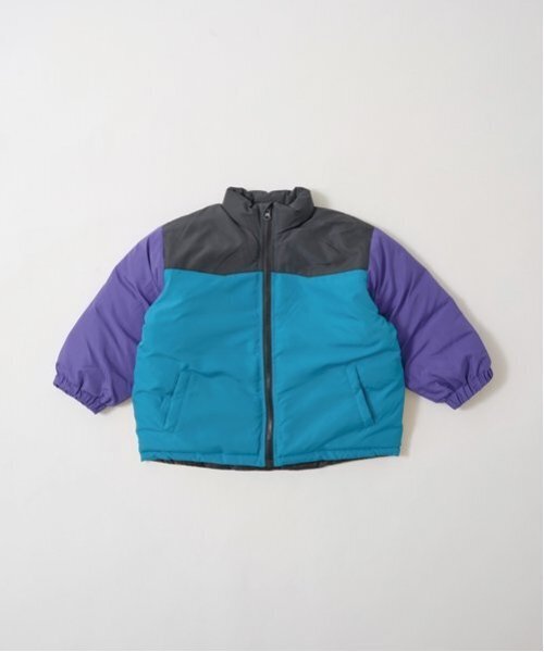 b・ROOM（ビールーム）の「【万能アウター】バイカラーパフジャケット（ブルゾン・キッズ・ブルーグリーン/ブラック/マルチ/キャメル/ライトカーキ・100cm/110cm/120cm/130cm/140cm/150cm）」の12枚目の写真