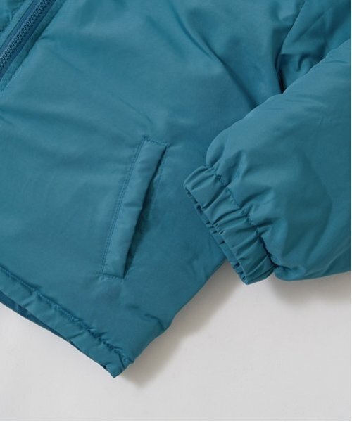 b・ROOM（ビールーム）の「【万能アウター】バイカラーパフジャケット（ブルゾン・キッズ・ブルーグリーン/ブラック/マルチ/キャメル/ライトカーキ・100cm/110cm/120cm/130cm/140cm/150cm）」の10枚目の写真