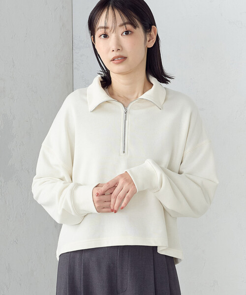 COMME CA ISM(コムサイズム)の「ショート丈 ハーフジップ トレーナー(スウェット・レディース・ライトグレー/ネイビー/アイボリー・MEDIUM/LARGE)」の13枚目の写真