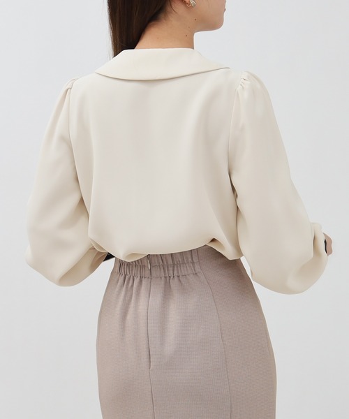 ASTORIA ODIER（アストリアオディール）の「衿配色ブラウス（シャツ/ブラウス・レディース・ベージュ/ブラウン/グリーン/ネイビー/ラベンダー・SMALL/MEDIUM）」の21枚目の写真