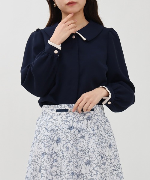 ASTORIA ODIER（アストリアオディール）の「衿配色ブラウス（シャツ/ブラウス・レディース・ベージュ/ブラウン/グリーン/ネイビー/ラベンダー・SMALL/MEDIUM）」の8枚目の写真