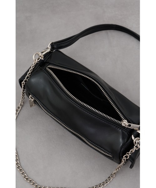 AZUL by moussy(アズールバイマウジー)の「サイドポケットワイドシェイプバッグ(ボディバッグ/ウエストポーチ・レディース・カーキ/ブラック/ブラウン・FREE)」の9枚目の写真