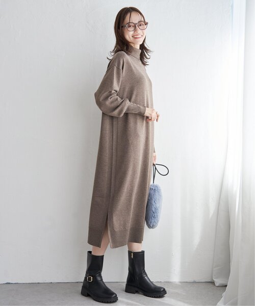 IKKA LOUNGE（イッカラウンジ）の「タートルニットスリットワンピース（ワンピース・レディース・ブラック/モカ・M/L/S）」の10枚目の写真