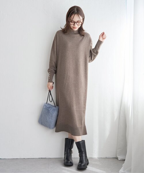 IKKA LOUNGE（イッカラウンジ）の「タートルニットスリットワンピース（ワンピース・レディース・ブラック/モカ・M/L/S）」の11枚目の写真