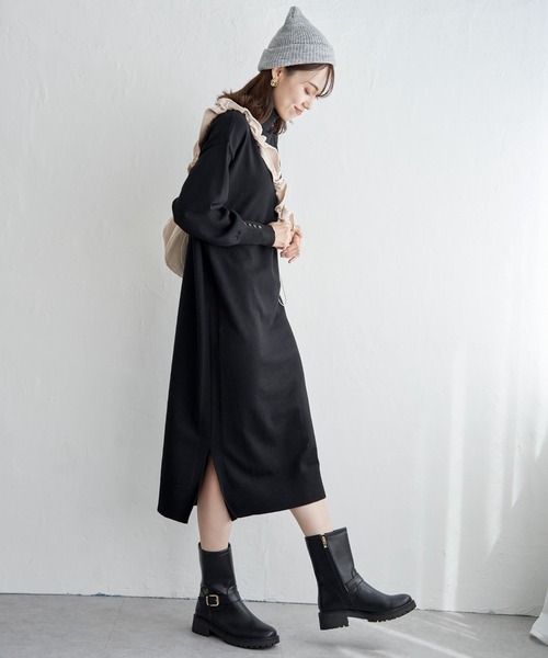 IKKA LOUNGE（イッカラウンジ）の「タートルニットスリットワンピース（ワンピース・レディース・ブラック/モカ・M/L/S）」の2枚目の写真