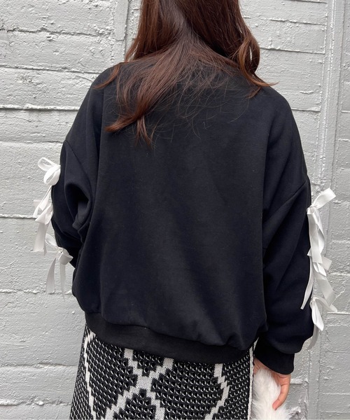 VICKY(ビッキー)の「リボンスリーブショートボリュームスウェット《手洗い可能》(スウェット・レディース・グレー/ブラック・M)」の7枚目の写真