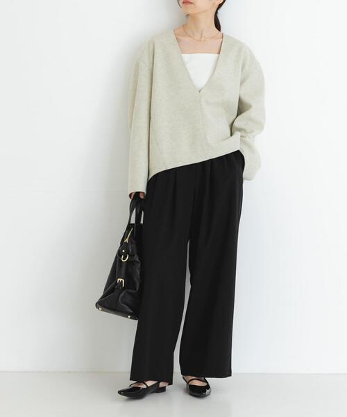 URBAN RESEARCH(アーバンリサーチ)の「ウールライクVネックトップス(Tシャツ/カットソー・レディース・アイボリー/チャコールグレー・FREE)」の7枚目の写真