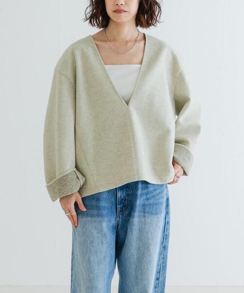 未使用SACRA アイボリー Vネック トップス URBAN RESEARCH（アーバンリサーチ）の「ウールライクVネックトップス