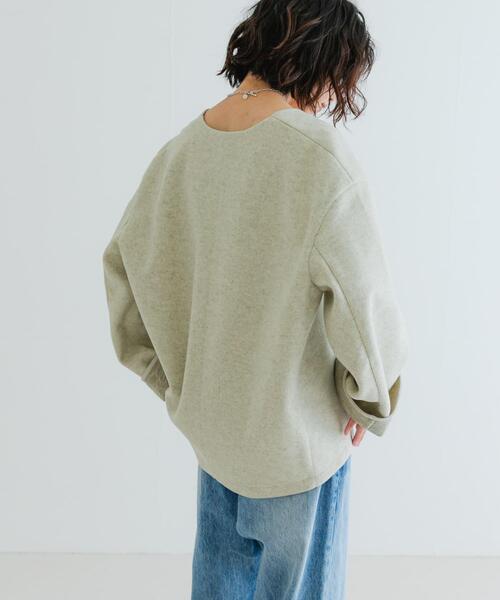URBAN RESEARCH(アーバンリサーチ)の「ウールライクVネックトップス(Tシャツ/カットソー・レディース・アイボリー/チャコールグレー・FREE)」の10枚目の写真
