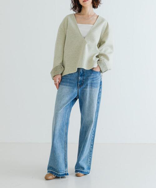 URBAN RESEARCH(アーバンリサーチ)の「ウールライクVネックトップス(Tシャツ/カットソー・レディース・アイボリー/チャコールグレー・FREE)」の14枚目の写真