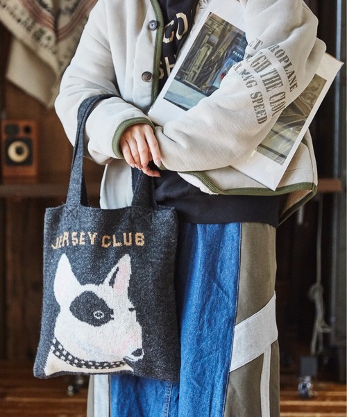 CUBE SUGAR（キューブシュガー）の「リサイクルニットジャガードトートバッグ（トートバッグ・レディース・スミクロ/ベージュ/トップグレー・M）」の6枚目の写真