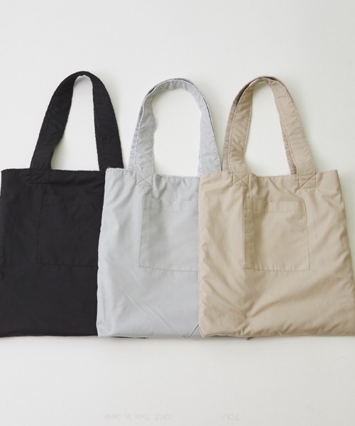 CUBE SUGAR（キューブシュガー）の「リサイクルニットジャガードトートバッグ（トートバッグ・レディース・スミクロ/ベージュ/トップグレー・M）」の14枚目の写真