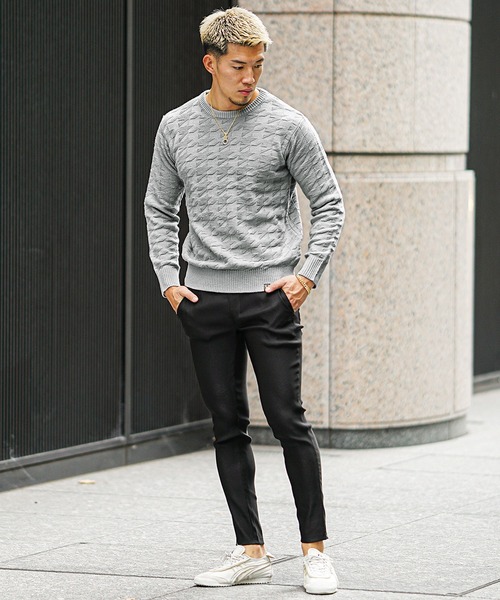 SOMEDIFF(サムディフ)の「【SOMEDIFF】選べる3柄デザイン7GGニット クルーネック Vネック ニットセーター メンズ 春服 冬服(ニット/セーター・メンズ・ブラック/グレー/レッド/ブラック系その他/グレー系その他/レッド系その他/ブラック系その他2/グレー系その他2/レッド系その他2・M/L/XL/XXL)」の13枚目の写真