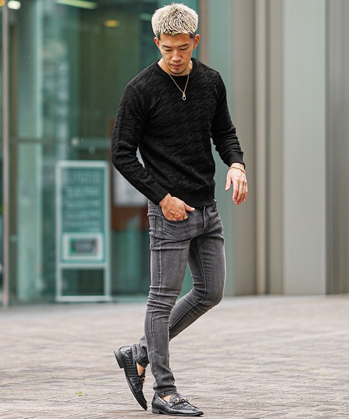 SOMEDIFF(サムディフ)の「【SOMEDIFF】選べる3柄デザイン7GGニット クルーネック Vネック ニットセーター メンズ 春服 冬服(ニット/セーター・メンズ・ブラック/グレー/レッド/ブラック系その他/グレー系その他/レッド系その他/ブラック系その他2/グレー系その他2/レッド系その他2・M/L/XL/XXL)」の16枚目の写真