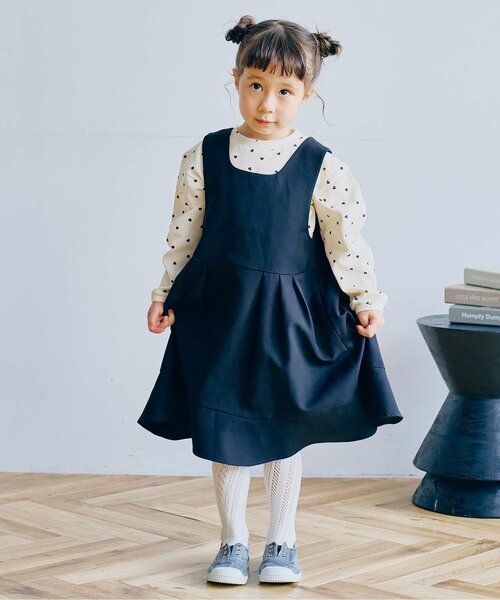 p.premier（ピードットプルミエ）の「ヘビロテしたくなる総柄長袖ストレッチTシャツ（Tシャツ/カットソー・キッズ・ブラック/アイボリー/サックスブルー/ベージュ/チャコール/オフホワイト/グリーン/レッド・80/90/100/110/120/130）」の15枚目の写真