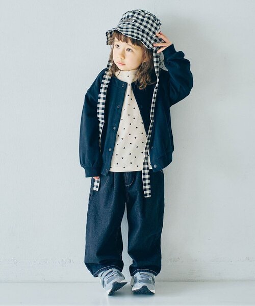 p.premier（ピードットプルミエ）の「ヘビロテしたくなる総柄長袖ストレッチTシャツ（Tシャツ/カットソー・キッズ・ブラック/アイボリー/サックスブルー/ベージュ/チャコール/オフホワイト/グリーン/レッド・80/90/100/110/120/130）」の17枚目の写真