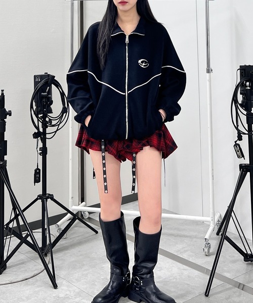 Figments（フィグメンツ）の「メタルパッチオーバートラックジャケット（その他アウター・レディース・ブラック・FREE）」の6枚目の写真