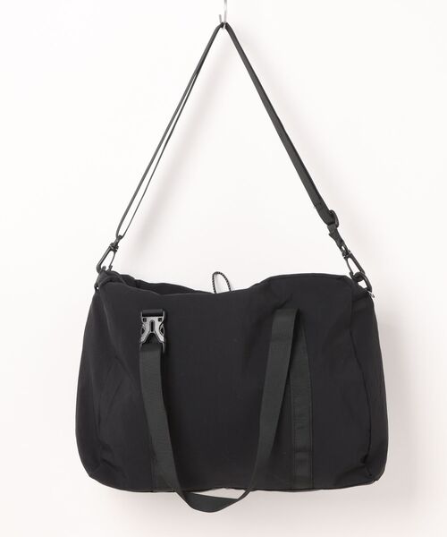 SPINNS(スピンズ)の「ナイロンボストンバック/コード(ボストンバッグ・メンズ・ブラック/グレー・ONESIZE)」の3枚目の写真