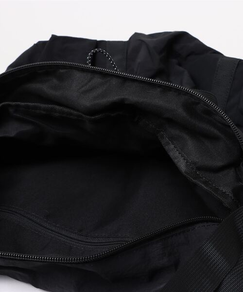 SPINNS(スピンズ)の「ナイロンボストンバック/コード(ボストンバッグ・メンズ・ブラック/グレー・ONESIZE)」の5枚目の写真