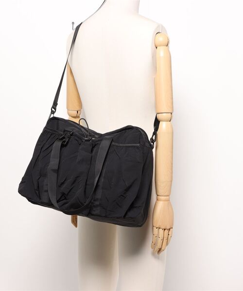 SPINNS(スピンズ)の「ナイロンボストンバック/コード(ボストンバッグ・メンズ・ブラック/グレー・ONESIZE)」の6枚目の写真