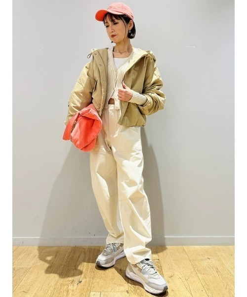 GAP(ギャップ)の「リラックス ナイロン パーカージャケット(ナイロンジャケット・レディース・カーキ/ベージュ・XS/S/M/L)」の16枚目の写真