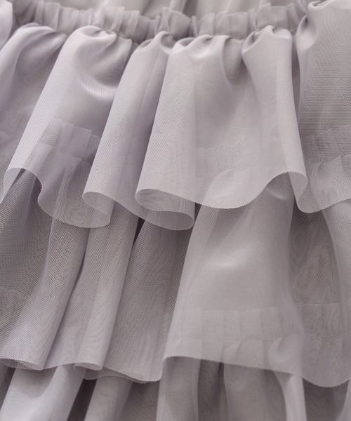 SpRay（スプレイ）の「チュールフリルティアードロングスカート（スカート・レディース・グレー/アイボリー/ブラック・FREE）」の9枚目の写真