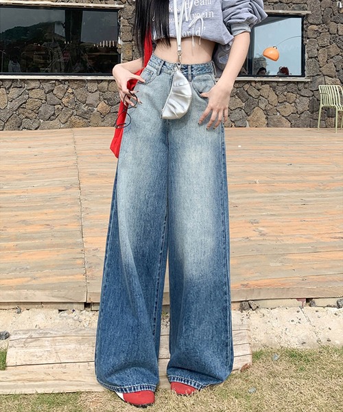 aimoha(アイモハ)の「グラデーションウォッシュ・ハイウエストワイドデニムパンツ(デニムパンツ・レディース・ブルー・XX-LARGE/X-LARGE/LARGE/MEDIUM/SMALL/X-SMALL)」の1枚目の写真