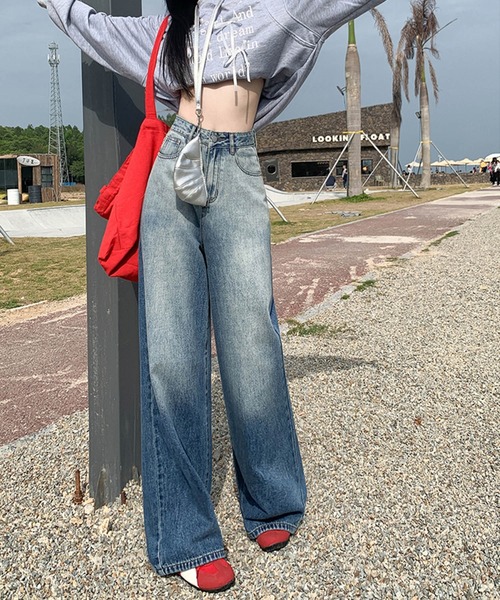 aimoha(アイモハ)の「グラデーションウォッシュ・ハイウエストワイドデニムパンツ(デニムパンツ・レディース・ブルー・XX-LARGE/X-LARGE/LARGE/MEDIUM/SMALL/X-SMALL)」の2枚目の写真