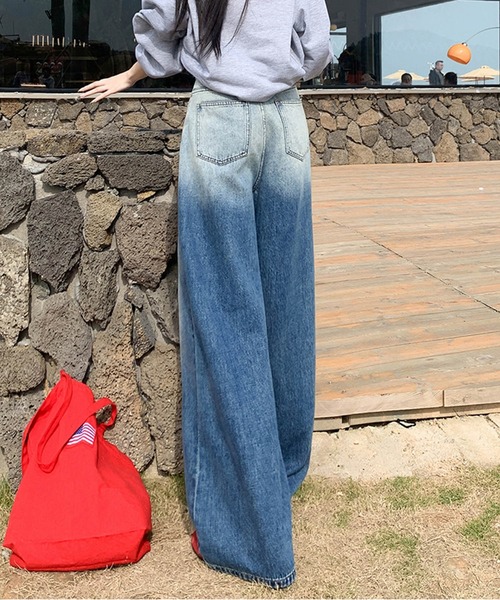 aimoha(アイモハ)の「グラデーションウォッシュ・ハイウエストワイドデニムパンツ(デニムパンツ・レディース・ブルー・XX-LARGE/X-LARGE/LARGE/MEDIUM/SMALL/X-SMALL)」の3枚目の写真