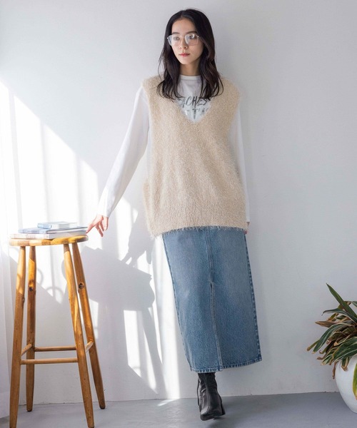 LOWRYS FARM(ローリーズファーム)の「ロゴプリントLS 240593(Tシャツ/カットソー・レディース・ホワイト/ネイビー/アイボリー/チャコールグレー・FREE)」の17枚目の写真