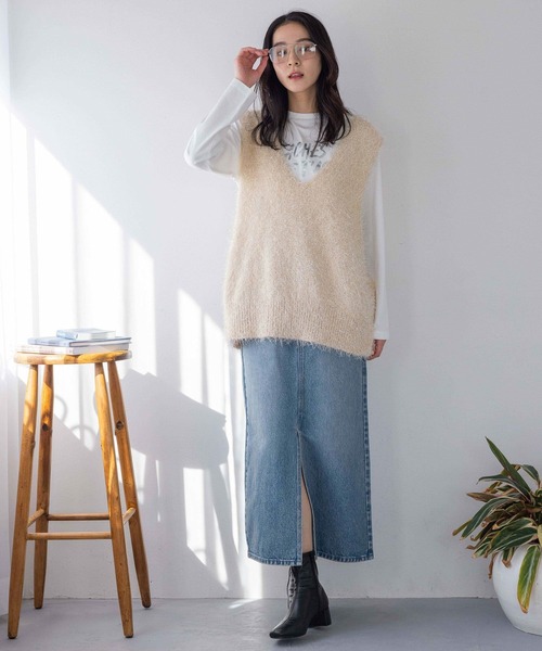 LOWRYS FARM(ローリーズファーム)の「ロゴプリントLS 240593(Tシャツ/カットソー・レディース・ホワイト/ネイビー/アイボリー/チャコールグレー・FREE)」の18枚目の写真