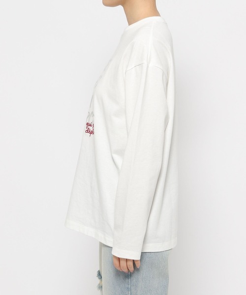 LOWRYS FARM(ローリーズファーム)の「ロゴプリントLS 240593(Tシャツ/カットソー・レディース・ホワイト/ネイビー/アイボリー/チャコールグレー・FREE)」の14枚目の写真