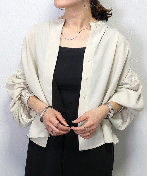 Aletta vita(アレッタビータ)の「杢調ツイルタック使いドルマンブラウス(シャツ/ブラウス・レディース・ブラック/ベージュ・FREE)」の15枚目の写真