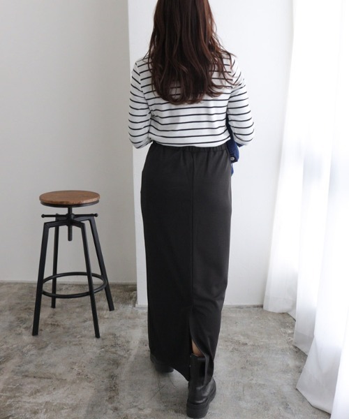 Pierrot（ピエロ）の「スーパーストレッチIラインスカート（スカート・レディース・アイボリー/ブラック/チャコール/ブルー・S/M/PL/PM/L）」の22枚目の写真