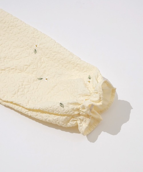 flower（フラワー）の「フラワーエンブロイダリーブラウス（シャツ/ブラウス・レディース・イエロー/ホワイト・FREE）」の19枚目の写真