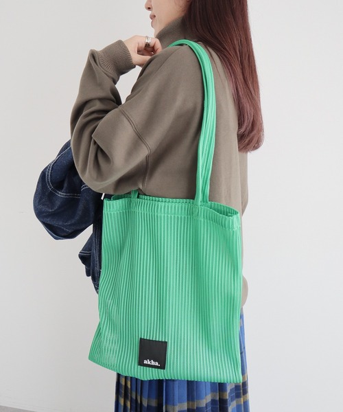 CRAFT STANDARD BOUTIQUE（クラフトスタンダードブティック）の「akha. ストライプメッシュトートバッグ ◆（トートバッグ・レディース・グレー/ブラック/レッド/グリーン・FREE）」の4枚目の写真