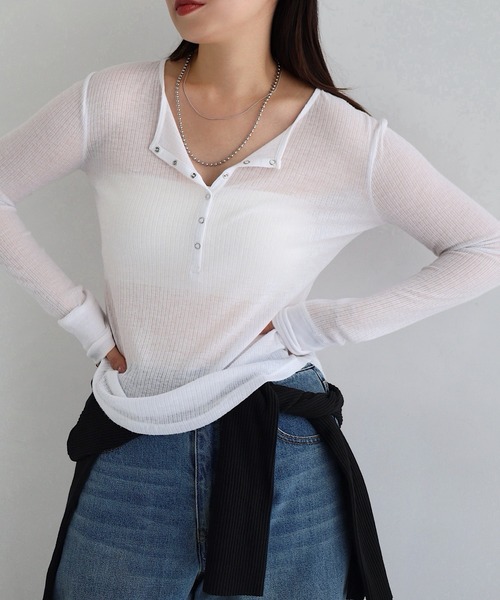 andme（アンドミー）の「【新色追加】ヘンリーネックシアートップス（Tシャツ/カットソー・レディース・ブラック/アイボリー/オフホワイト/グレー/ピンク/ダークベージュ/イエロー・FREE）」の17枚目の写真