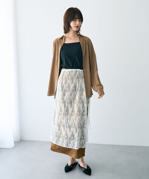 YECCA VECCA（イェッカヴェッカ）の「サイドリボンレースレイヤードスカート（スカート・レディース・アイボリー/ブラック・FREE）」の15枚目の写真