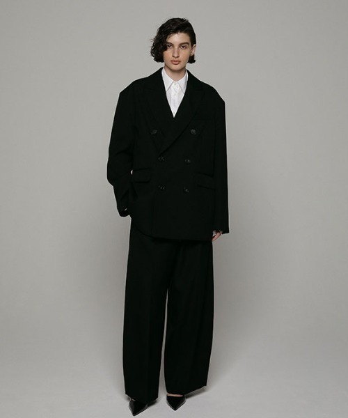 ETRE TOKYO(エトレトウキョウ)の「SANTEダブルブレストボクシージャケット(テーラードジャケット・レディース・ブラック/グレー・M/S)」の9枚目の写真