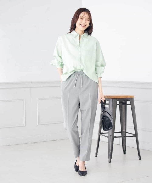 a.v.v（アーヴェヴェ）の「【イージーケア/ストレッチ】美ラクるイージーテーパードパンツ（その他パンツ・レディース・ブラック/ネイビー/グレー/ブルー・40/38/36/34/42）」の21枚目の写真