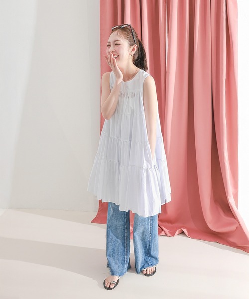 en CAnAF（エンカナフ）の「【春夏に使える万能アイテム！】 ティアード ノースリーブ ボリューム チュニック ワンピース ミニ丈 春服 夏服（ワンピース・レディース・オリーブ/ブラック/スカイブルー/ホワイト/ネイビー/ピンク/ブラウン・フリー）」の19枚目の写真