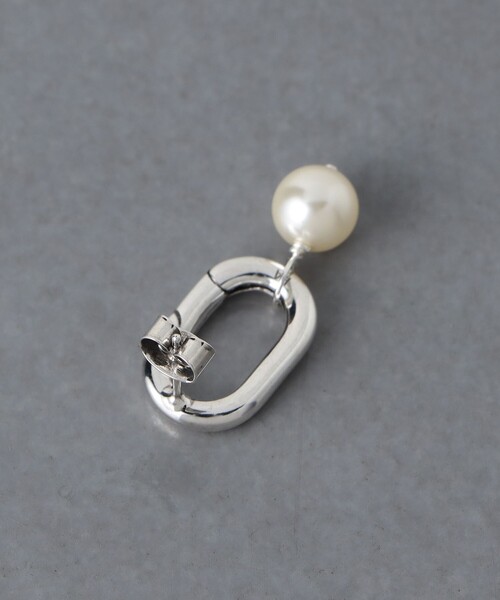 PHILIPPE AUDIBERT（フィリップ オーディベール）の「＜PHILIPPE AUDIBERT＞MEISSA F/PRL 2WAY ピアス（ピアス（両耳用）・レディース・シルバー・FREE）」の3枚目の写真