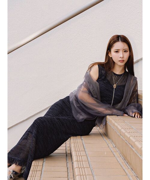 LAGUNAMOON（ラグナムーン）の「カーヴィフォルムループタイネックレス（ネックレス・レディース・シルバー/ゴールド・FREE）」の5枚目の写真