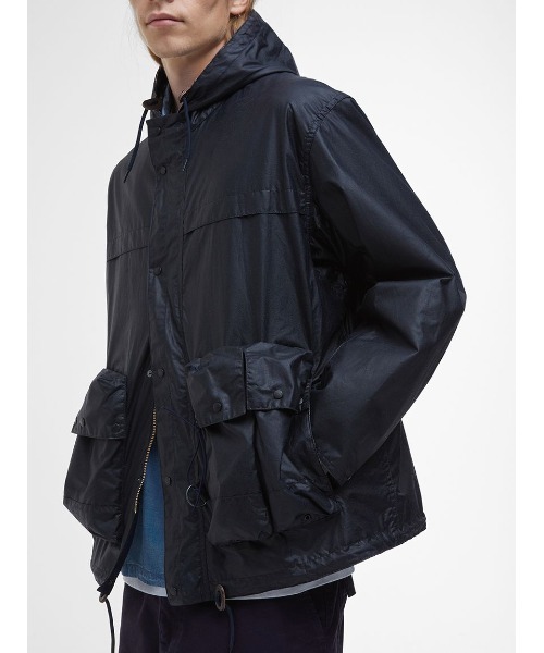 Barbour(バブアー)の「Heritage + / ヘリテージ プラス Durham モディファイド ジャケット(ブルゾン・メンズ・オリーブ/ネイビー・SMALL/MEDIUM)」の18枚目の写真