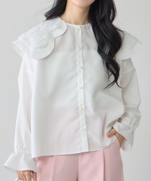 【ZOZO限定】フラワーレースビッグカラーブラウス