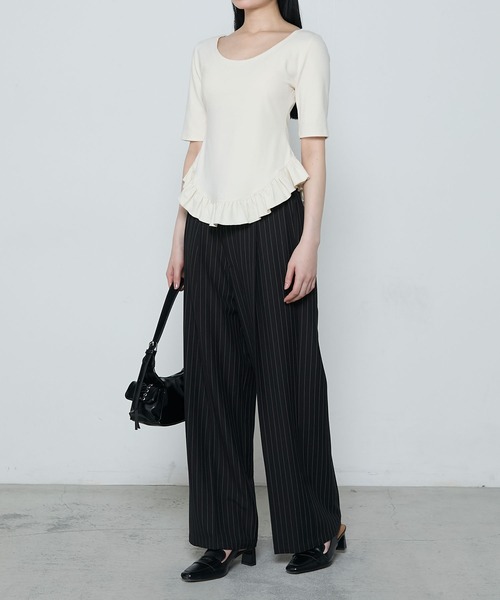 le ELMi（ルエルミ）の「Round hem frill ballet neck tee / ラウンド裾フリル バレエネック カットソー（Tシャツ/カットソー・レディース・ブラック/オフホワイト・FREE）」の16枚目の写真