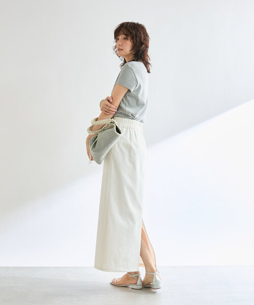 RIVE DROITE（リヴドロワ）の「【MONN.:.(モン)】シンプルTee（Tシャツ/カットソー・レディース・ホワイト/ブラック/グレー・FREE）」の18枚目の写真