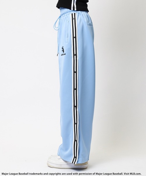 BACK TO THE FIELD（バック トゥー ザ フィールド）の「【MLB】刺繍ロゴウエストデザイントラックパンツ（その他パンツ・レディース・ブラック/ホワイト/ブルー・FREE）」の21枚目の写真