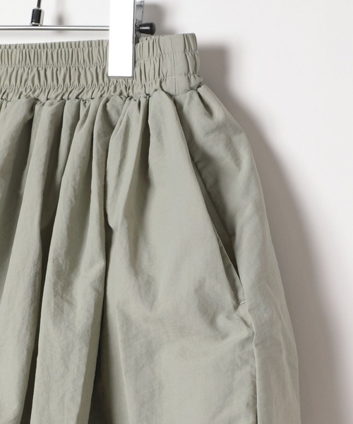 GLOBAL WORK（グローバルワーク）の「インナー付きナイロン3SET/AND YUA ANY/325904（つなぎ/オールインワン・キッズ・ライトカーキ/ブラック・SMALL/MEDIUM）」の13枚目の写真