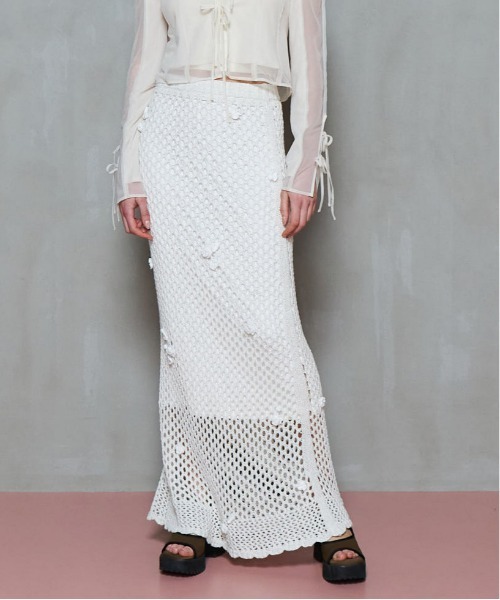 MAISON SPECIAL(メゾンスペシャル)の「Motif Skirt/モチーフスカート■セットアップ対応■(スカート・レディース・ホワイト/グレー・38/36)」の2枚目の写真
